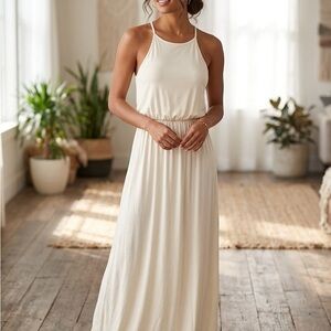 Joe & Elle withe High Neck Halter Maxi Dress Size M